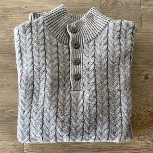 Cashmere cable knit sweater mens medium in gray